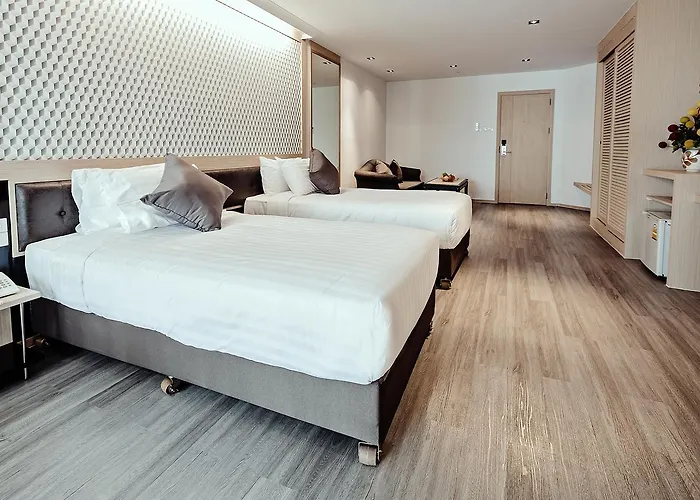 Three Sukhumvit Hotel - Sha Plus Certified