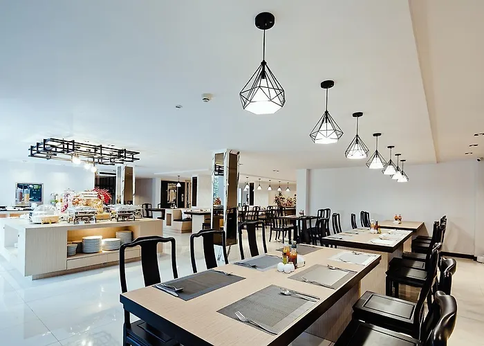 Three Sukhumvit Hotel - Sha Plus Certified