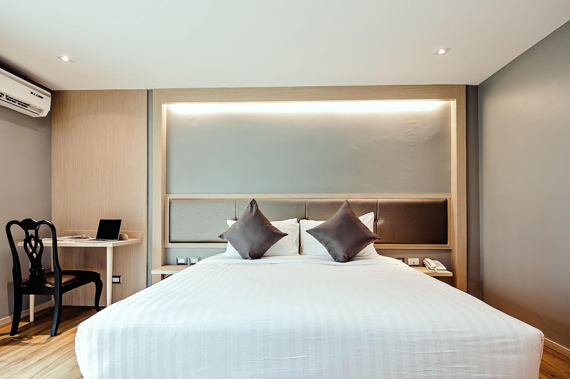 Three Sukhumvit - Sha Certified 3* Бангкок