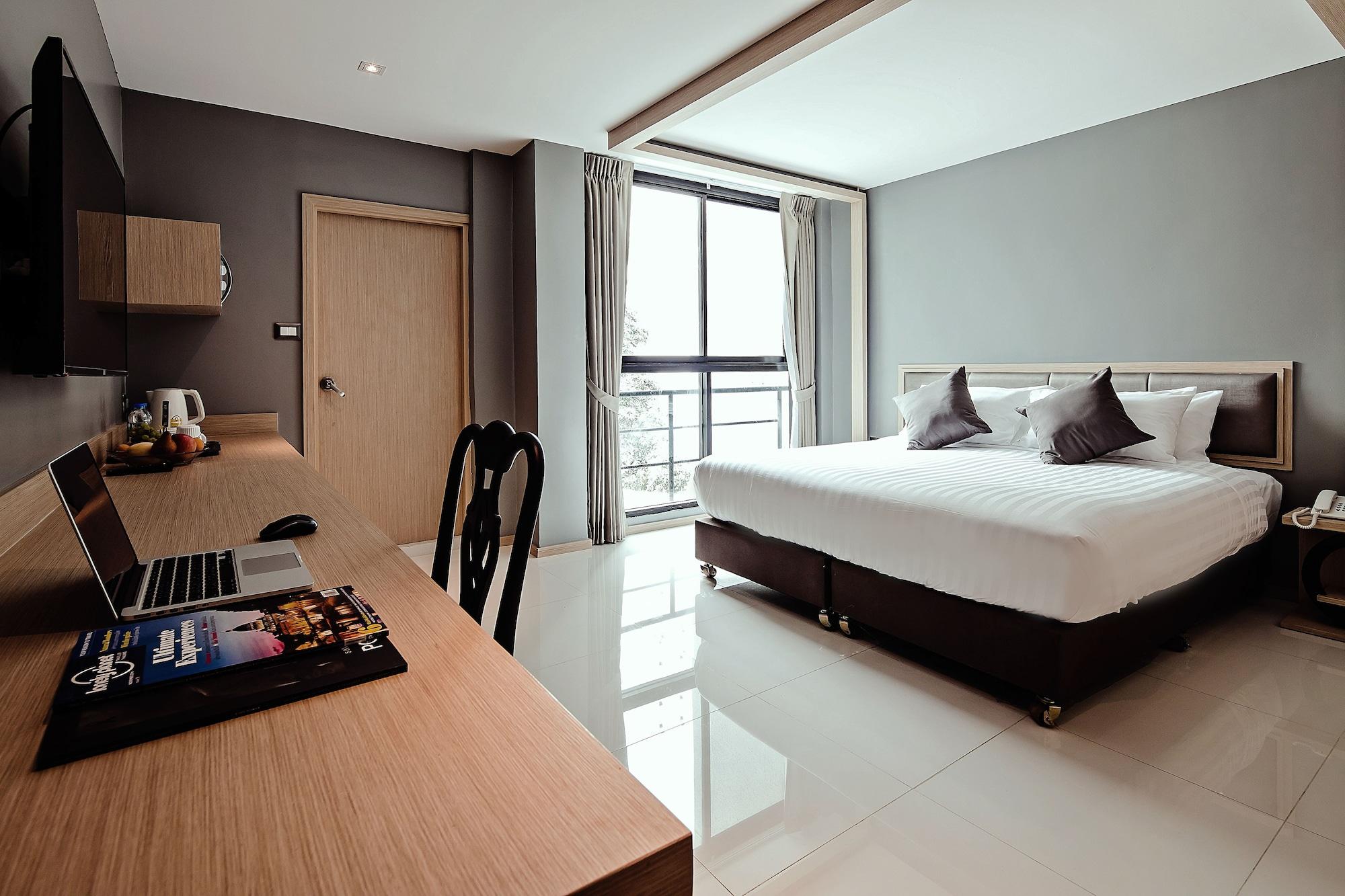 Three Sukhumvit - Sha Certified 3* Бангкок